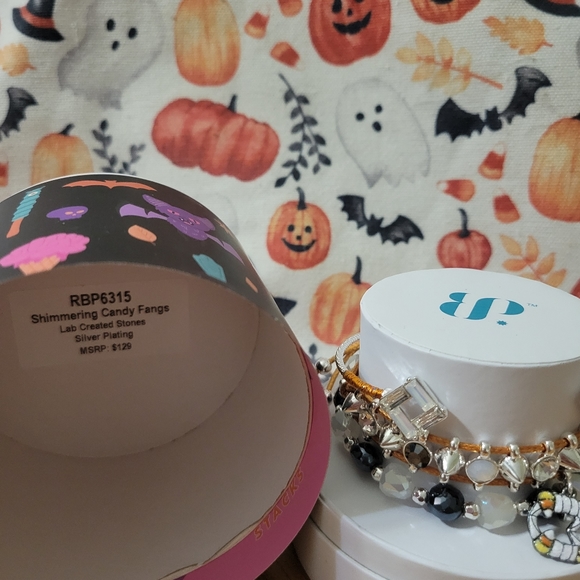 Bomb party Halloween "shimmering candy fangs" - Picture 4 of 5